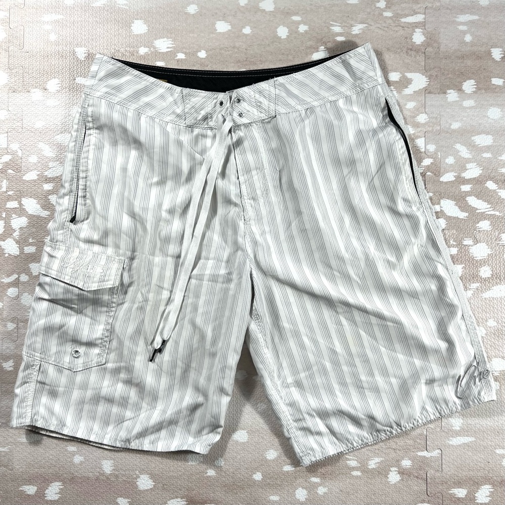 O’Neill Men's Striped Hybrid Swim Board Shorts Gray and White Size 32